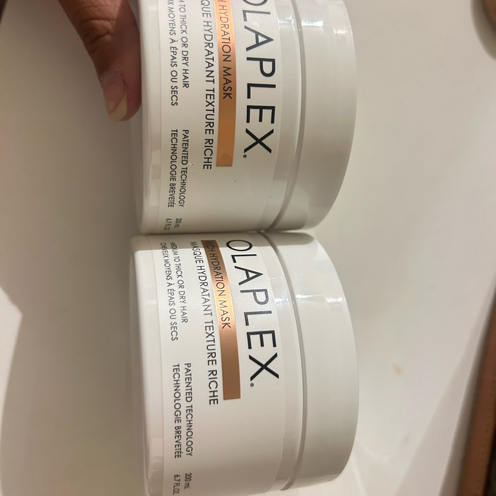 OLAPLEX Hydration Texture Mask in White and Gold bundle of 2